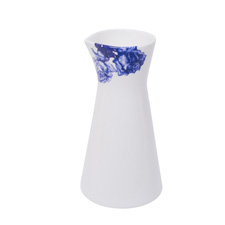 M�NSES Bl�loos milk pitcher